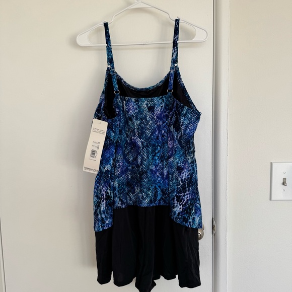 NWT Trimshaper Blue and Black Women's One Piece Swimsuit - Picture 9 of 10